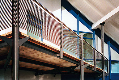 Terrasse mit Geländer